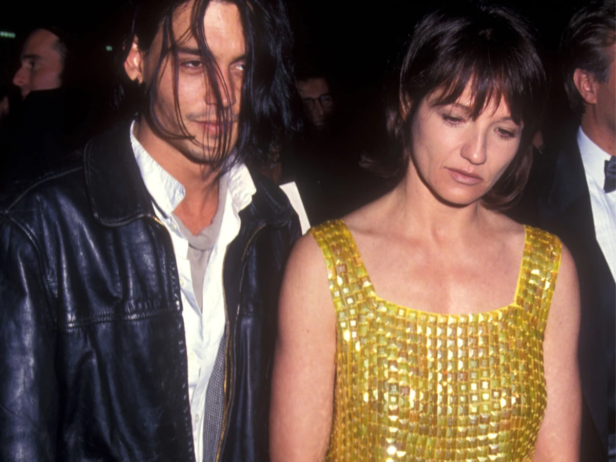Ellen Barkin i Johnny Depp byli parą w 1994 roku Ellen Barkin i Johnny Depp byli parą w 1994 roku