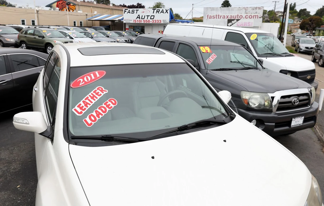 Praktycznie wszystkie sprowadzone do Polski samochody używane z USA mają za sobą naprawy blacharskie Praktycznie wszystkie sprowadzone do Polski samochody używane z USA mają za sobą naprawy blacharskie