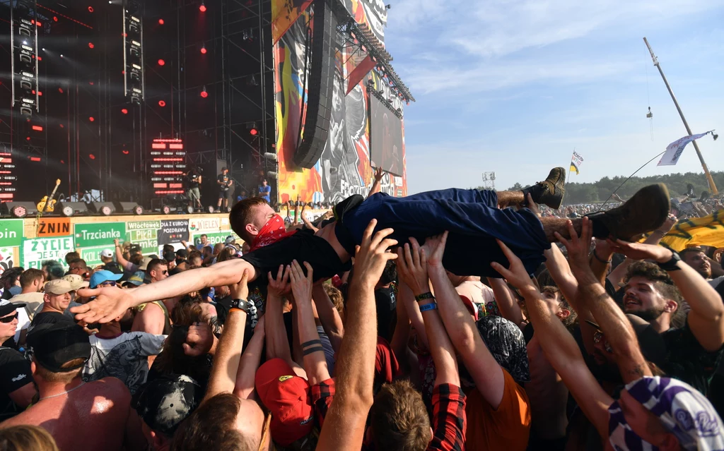 Tak się bawią uczestnicy 28. Pol'and'Rock Festival 2022