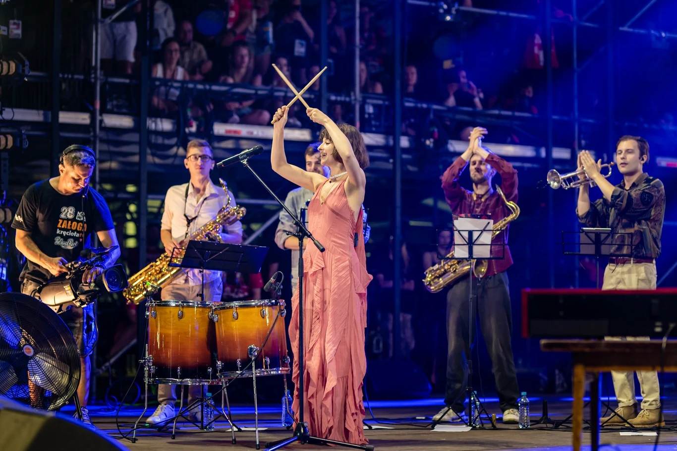 Zobacz zdjęcia z koncertu grupy Kwiat Jabłoni na Dużej Scenie Pol'and'Rock Festival 2022