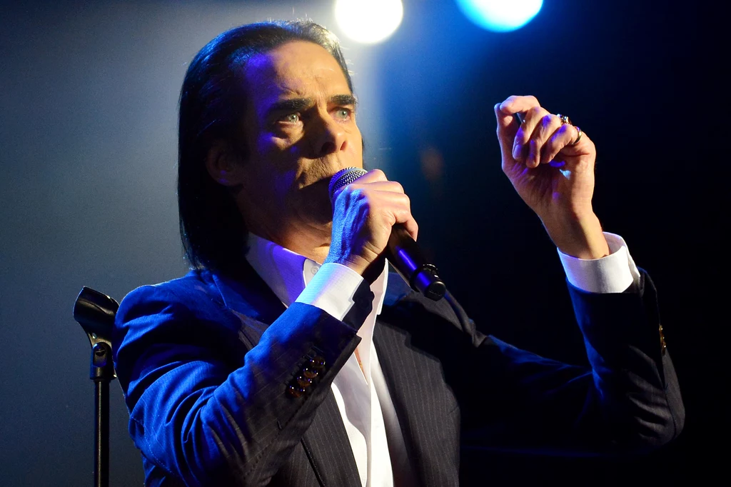 Nick Cave podczas koncertu w Royal Albert Hall w Londnynie, październik 2021 r.