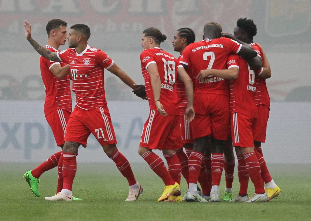 Bayern Monachium po golu na 1-0 Joshuy Kimmicha Bayern Monachium po golu na 1-0 Joshuy Kimmicha