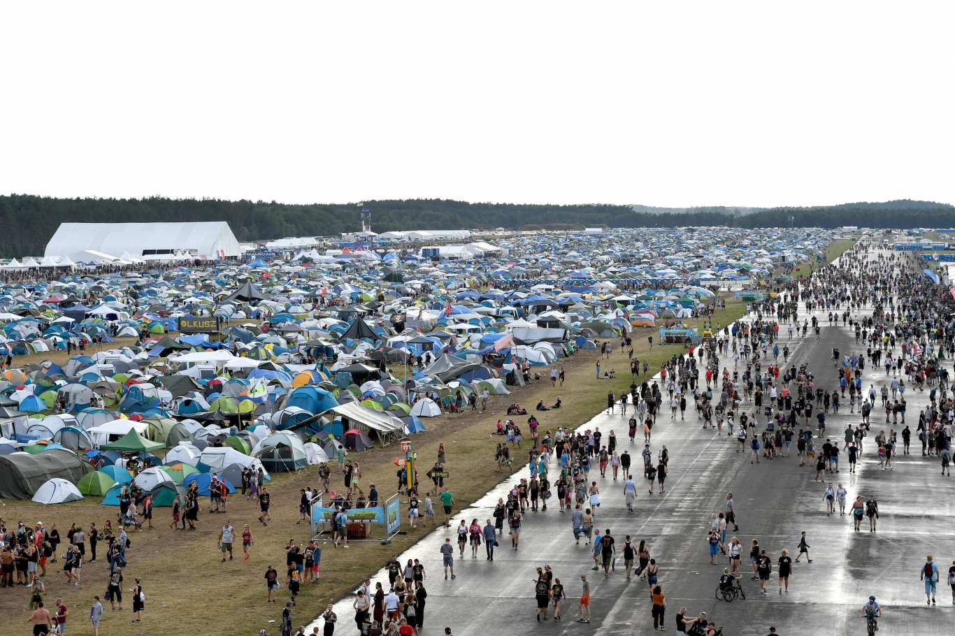 Tak się bawią uczestnicy Pol'and'Rock Festival 2022! Tak się bawią uczestnicy Pol'and'Rock Festival 2022!