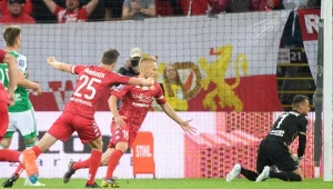 Ten klub zesłał go do rezerw. Teraz jest najlepszym strzelcem Ekstraklasy