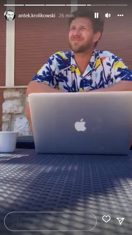 Królikowski w dniu rocznicy ślubu Królikowski w dniu rocznicy ślubu