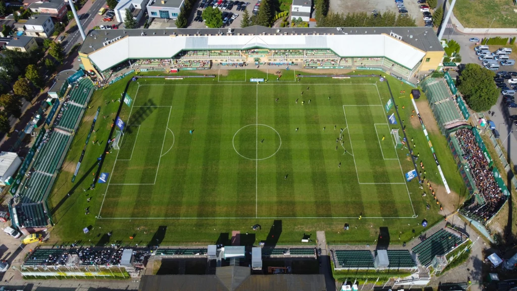 Stadion w Grodzisku Wlkp. podczas meczu Warty z Pogonią