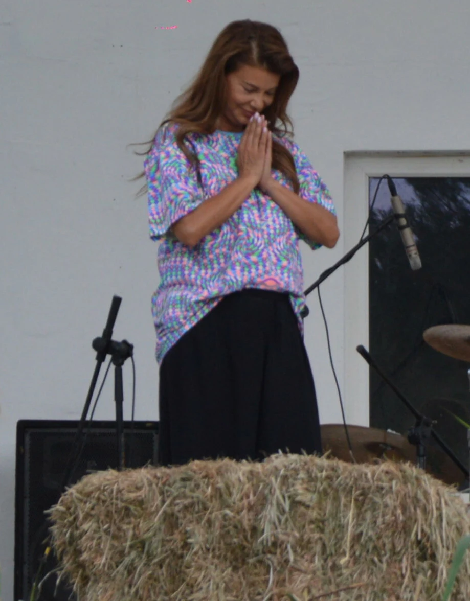 Edyta Górniak na zlocie "Harmonii Kosmosu" Edyta Górniak na zlocie "Harmonii Kosmosu"