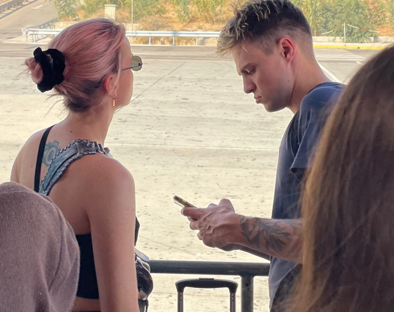 Maffashion i Mateusz w drodze na wspólne wakacje na Santorini Maffashion i Mateusz w drodze na wspólne wakacje na Santorini