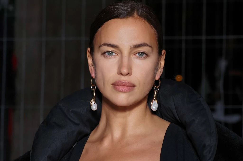 Irina Shayk ma idealne proporcje i niebywałą urodę, dlatego też bierze udział w kampaniach najpopularniejszych światowych marek