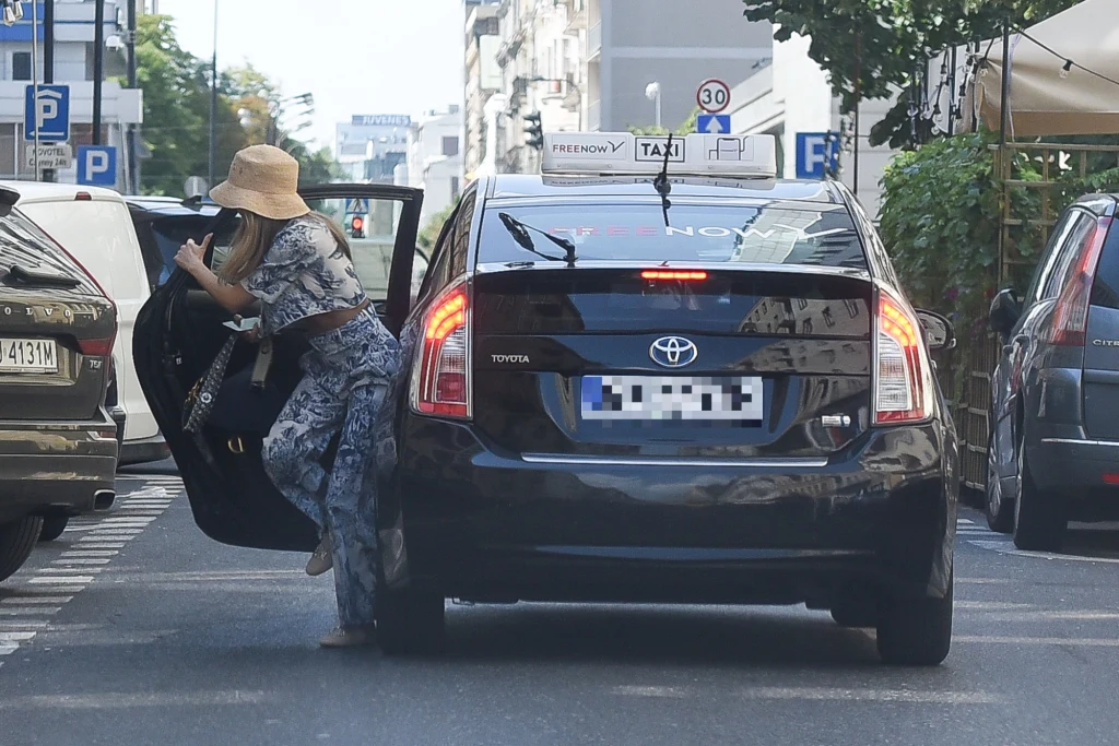Małgorzata Rozenek-Majdan przyjechała do gabinetu medycyny estetycznej taksówką