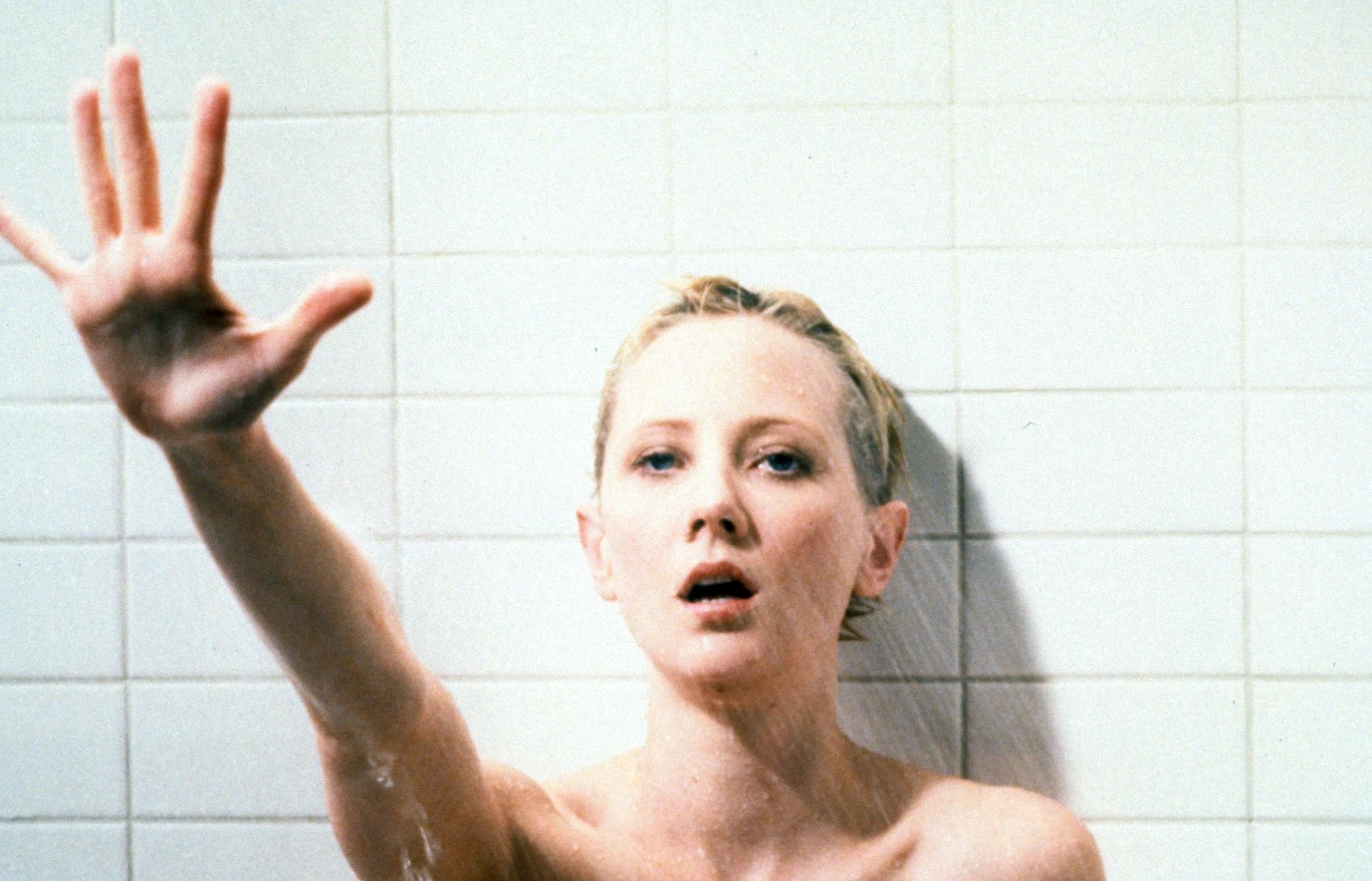 Anne Heche w filmie "Psychol" Anne Heche w filmie "Psychol"