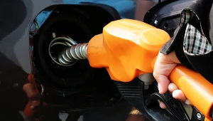 Na polskich stacjach paliw obniżki szybko się skończą