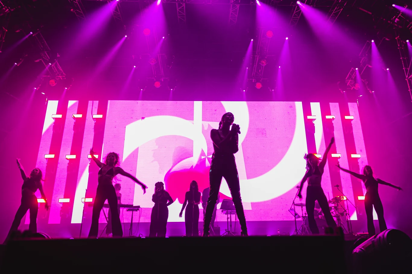 Debiutancką płytę "Omamy" zaprezentowała Julia Wieniawa