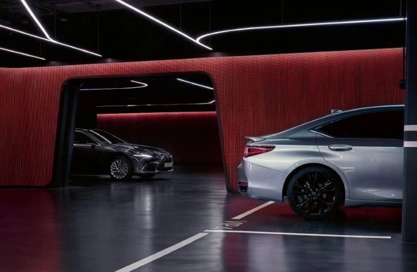 Lexus ES na rok modelowy 2023. Lexus ES na rok modelowy 2023.