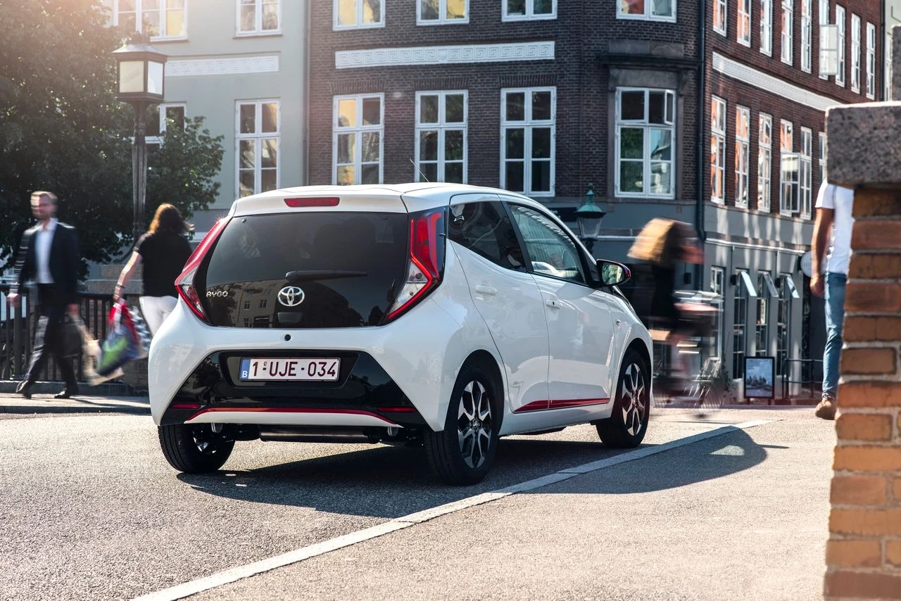 Zdaniem ADAC Toyota Aygo nie grzeszy jakością wykonania Zdaniem ADAC Toyota Aygo nie grzeszy jakością wykonania