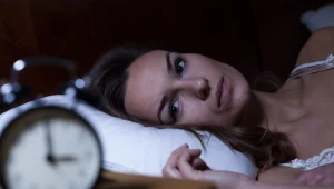 Godzina snu więcej? Nie daj się nabrać. Zmiana czasu może szkodzić zdrowiu