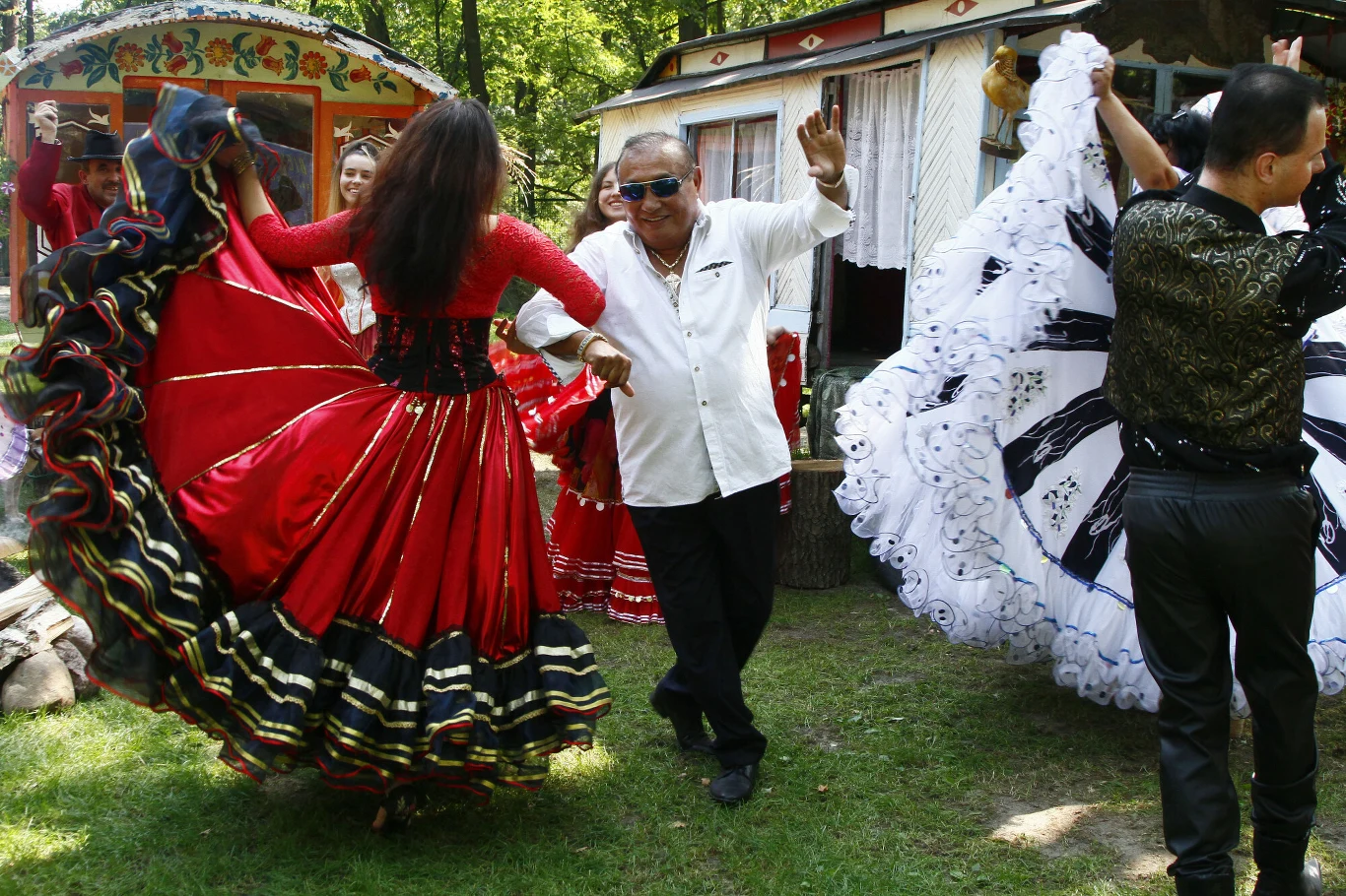 Don Vasyl i biesiada muzyki cygańskiej Don Vasyl i biesiada muzyki cygańskiej