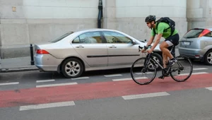 Czy rowerzysta może jechać pod prąd? Odpowiedź wcale nie jest oczywista