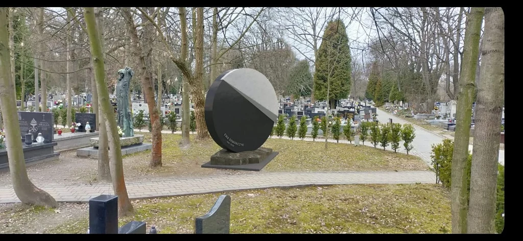 Projekt nagrobka Ewy Demarczyk Projekt nagrobka Ewy Demarczyk