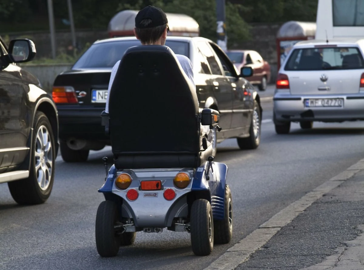 Obecnie można się starać o dofiansnowanie na zakup elektrycznego wózka inwalidzkiego, ale nie samochodu Obecnie można się starać o dofiansnowanie na zakup elektrycznego wózka inwalidzkiego, ale nie samochodu