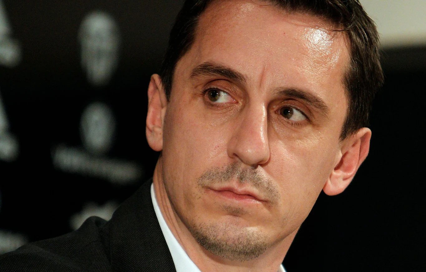 Gary Neville jest zaniepokojny działaniami klubów z Arabii Saudyjskiej