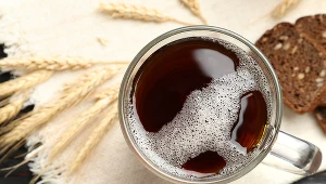 Kwas chlebowy zachwyca swoimi właściwościami od wieków. Najlepiej przygotować go samodzielnie