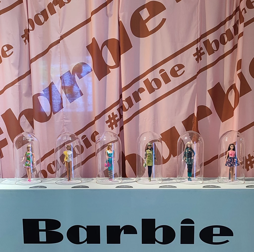 W kieleckim Muzeum Zabawek i Zabawy nie mogło zabraknąć Barbie 