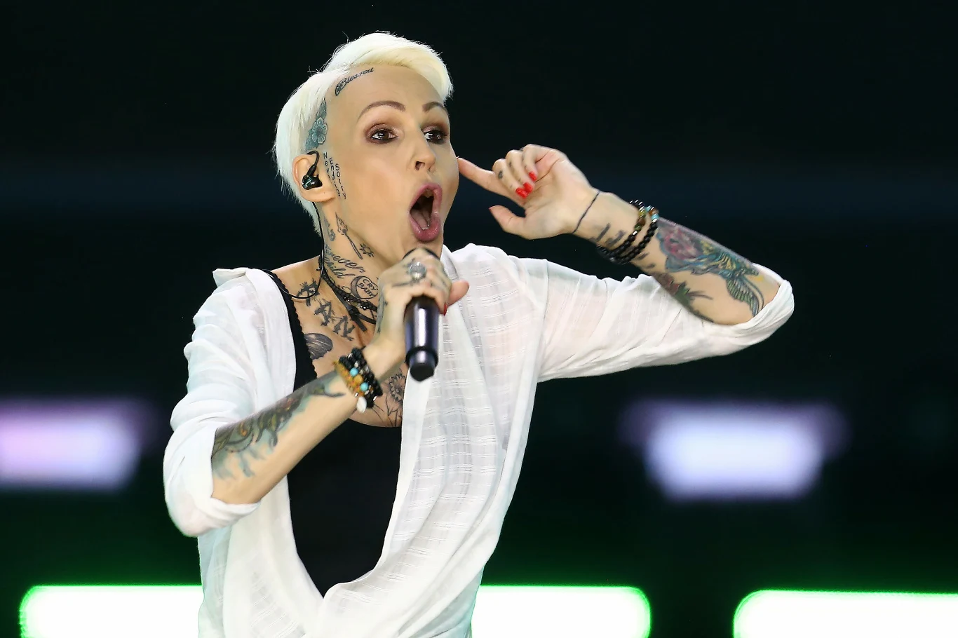 Chylińska z nowymi tatuażami Chylińska z nowymi tatuażami