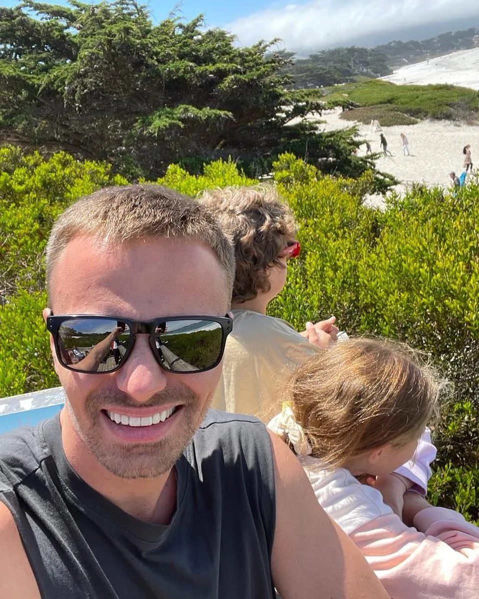 Marcin Hakiel z dziećmi Marcin Hakiel z dziećmi