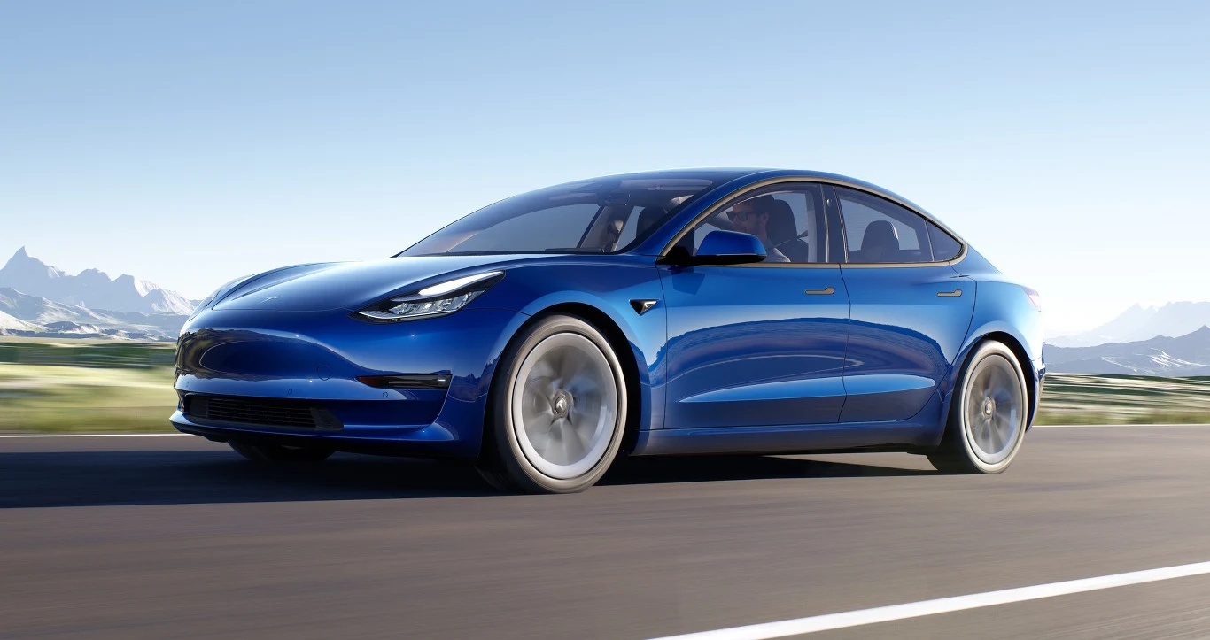 Tesla Model 3 Long Range w krajach Ameryki Północnej ma być ponownie dostępna w 2023 roku. Tesla Model 3 Long Range w krajach Ameryki Północnej ma być ponownie dostępna w 2023 roku.