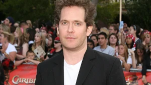 Tom Hollander