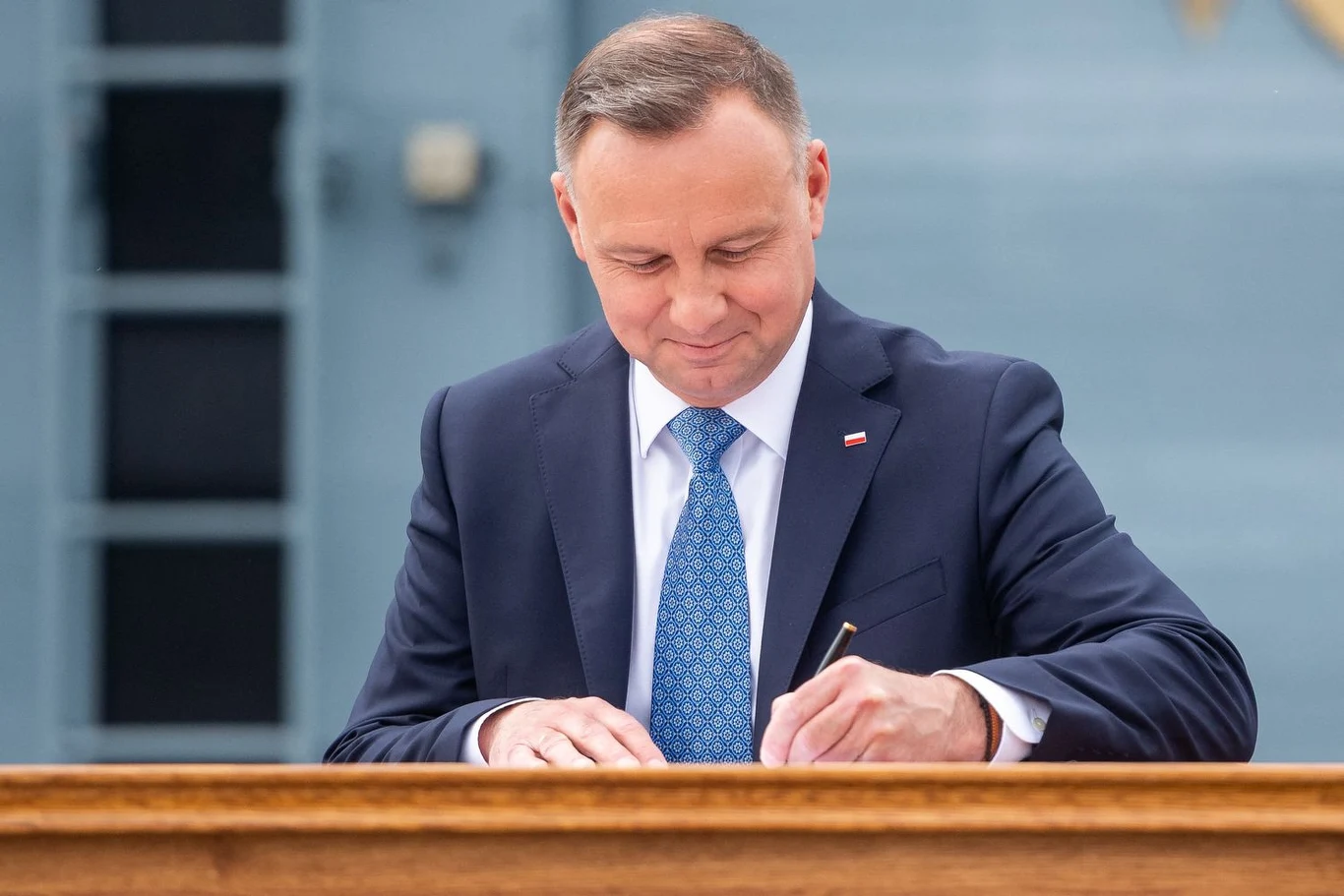 Andrzej Duda podpisał ustawę o ochronie strategicznych firm przed przejęciem przez podmioty spoza UE (zdj. ilustracyjne) Andrzej Duda podpisał ustawę o ochronie strategicznych firm przed przejęciem przez podmioty spoza UE (zdj. ilustracyjne)