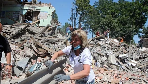 Odbudowa Ukrainy to wielkie wyzwanie - także dla Polski. Na zdj. zniszczenia w Lubotynie