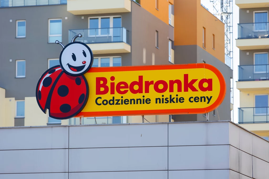 Już wiadomo, kiedy Biedronka otworzy sklep internetowy. E-sklep otwarty już od przyszłego tygodnia Już wiadomo, kiedy Biedronka otworzy sklep internetowy. E-sklep otwarty już od przyszłego tygodnia