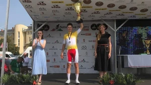 Hubert Grygowski na podium / zdjęcie dzięku uprzejmości CCC Copernicus - Akademia Michała Kwiatkowskiego