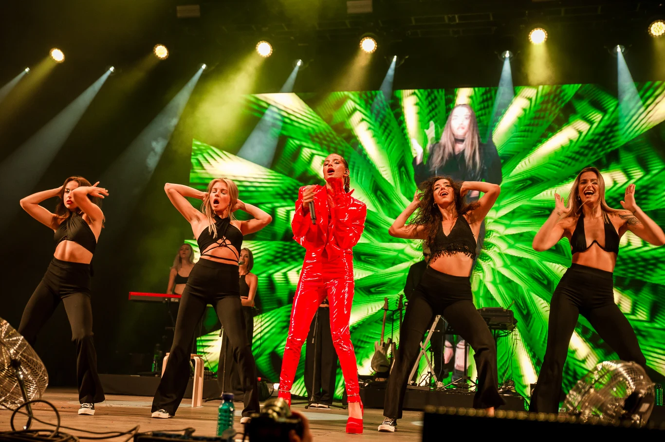 Julia Wieniawa Julia Wieniawa