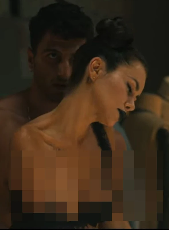 Natalia Siwiec w filmie "Kolejne 356 dni" Natalia Siwiec w filmie "Kolejne 356 dni"