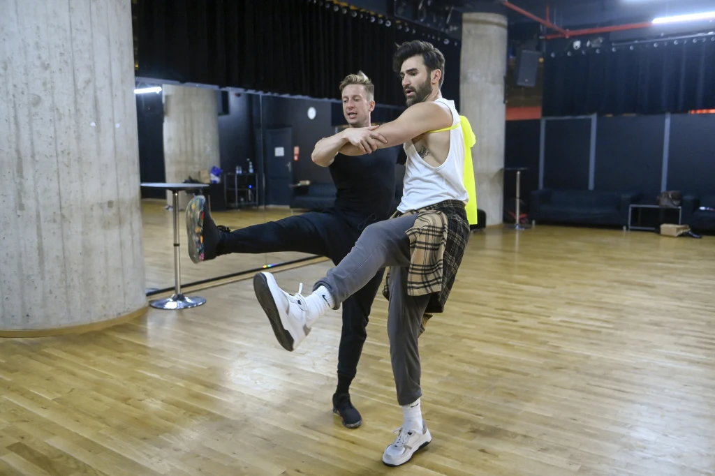 Jacek Jelonek trenuje do programu "Dancing with the Stars. Taniec z gwiazdami"