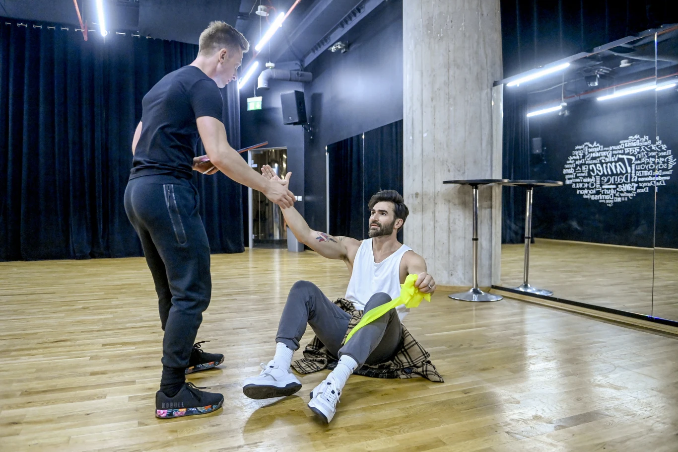 Jacek Jelonek trenuje do programu "Dancing with the Stars. Taniec z gwiazdami"