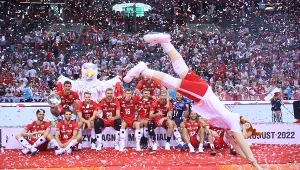 Był najlepszy przed mistrzostwami świata. Otrzymał ciężką nagrodę