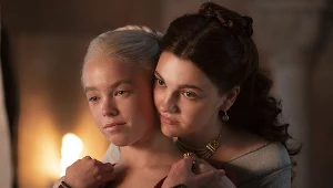 "Ród smoka": Rhaenyra (Milly Alcock) i Alicent (Emily Carey)