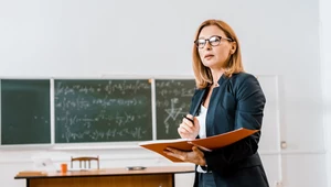Ponad 15 tys. ofert pracy. “Minął rok bez poprawy sytuacji kadrowej”  