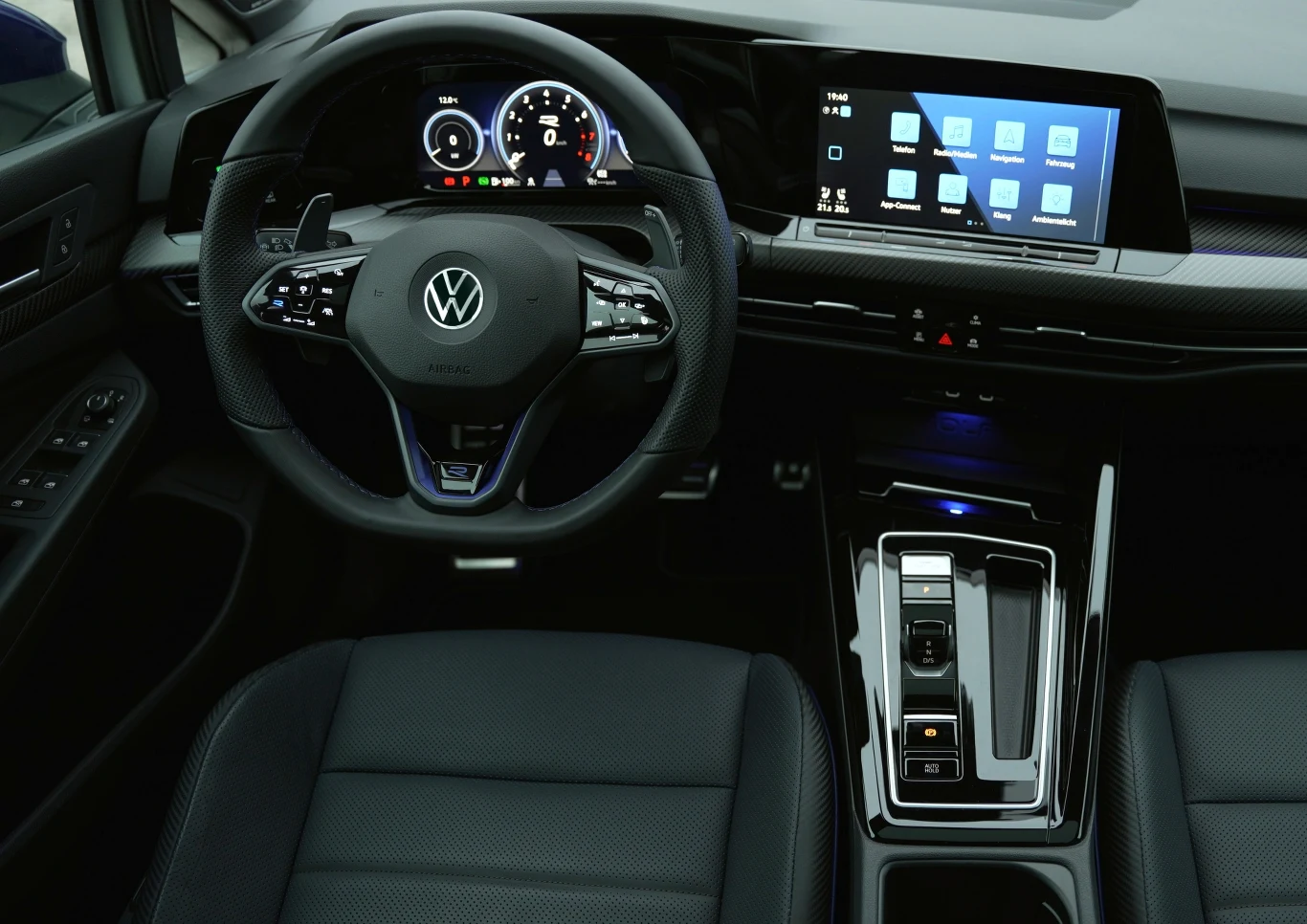 Volkswagen Golf R "20 Years" Volkswagen Golf R "20 Years"