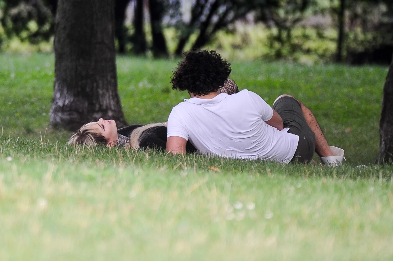 Monika Miller na randce