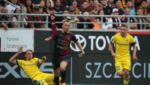 Koszulki Pogoni Szczecin wyprzedały się lepiej, niż klub przewidywał