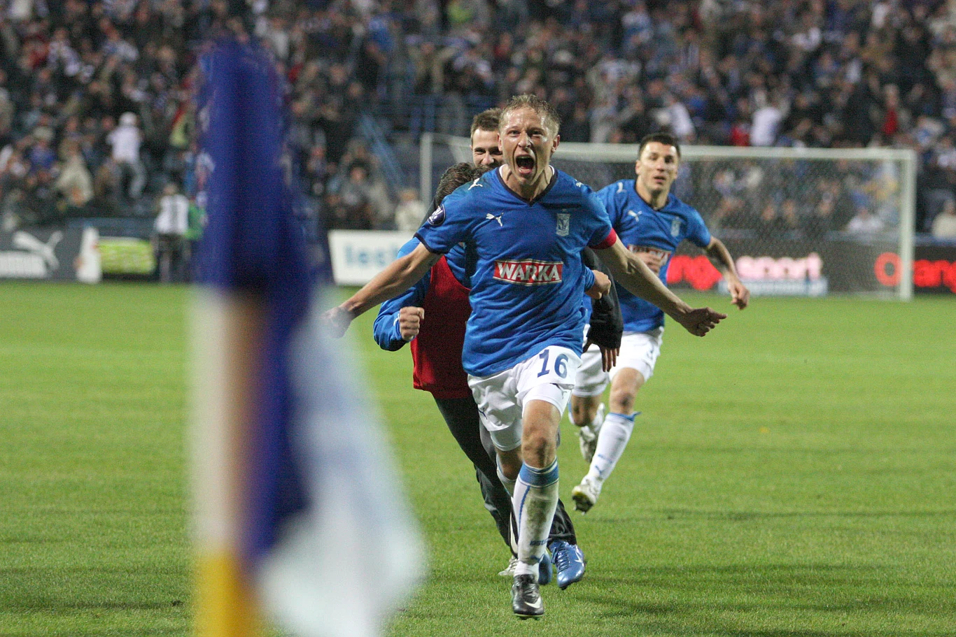 Gol Rafała Murawskiego sprawił, że Lech wyeliminował w 2008 roku Austrię Wiedeń w ostatniej minucie dogrywki Gol Rafała Murawskiego sprawił, że Lech wyeliminował w 2008 roku Austrię Wiedeń w ostatniej minucie dogrywki