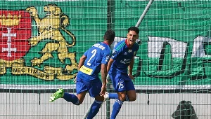 Santiago Naveda z Miedzi Legnica - od bohatera do zera. Strzelił bramkę, a potem otrzymał czerwoną kartkę