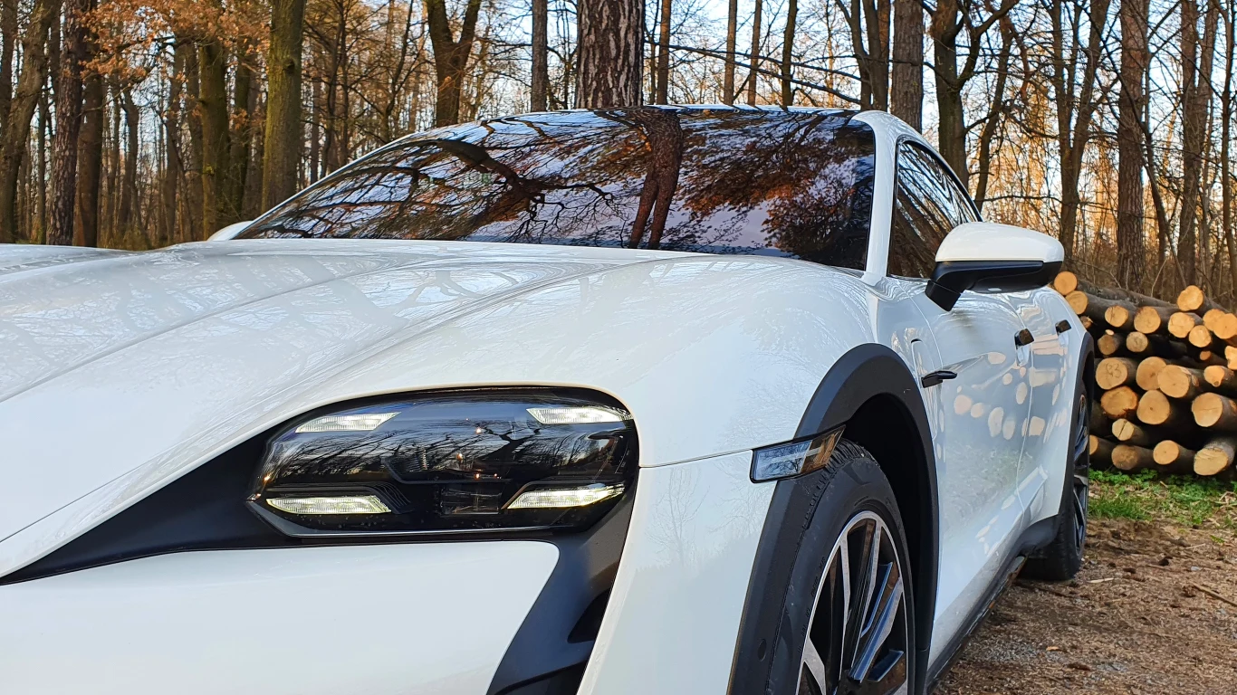 Porsche Taycan 4S Cross Turismo