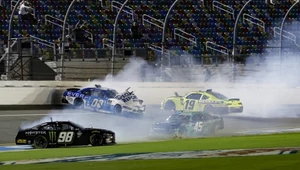 Gigantyczny karambol podczas wyścigu NASCAR na legendarnym torze Daytona