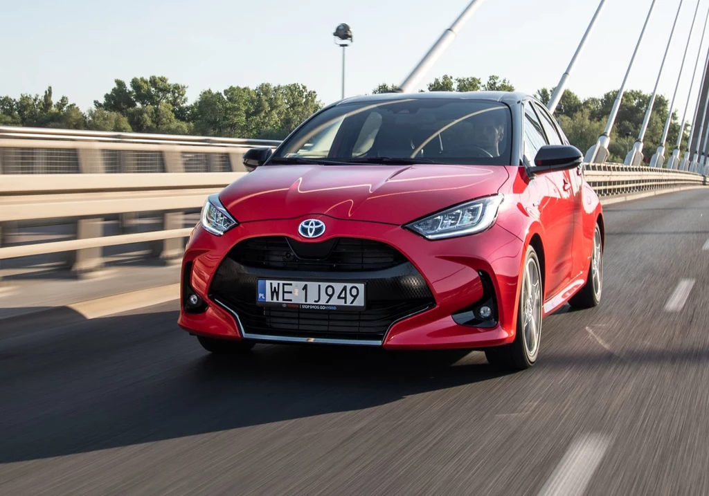 Toyota Yaris to jedno z aut, które generuje najniższy koszt miesięcznego abonamentu w wynajmie długoterminowym na trzy lata